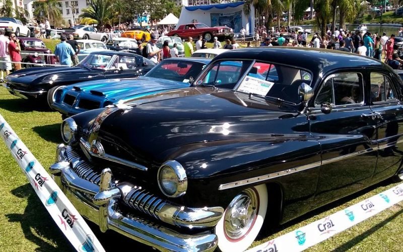 Leilão de Carros Clássicos Chama Atenção no Mercado